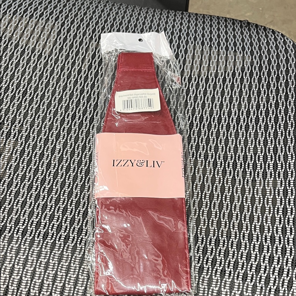 Izzy & Liv Women's Red Belt